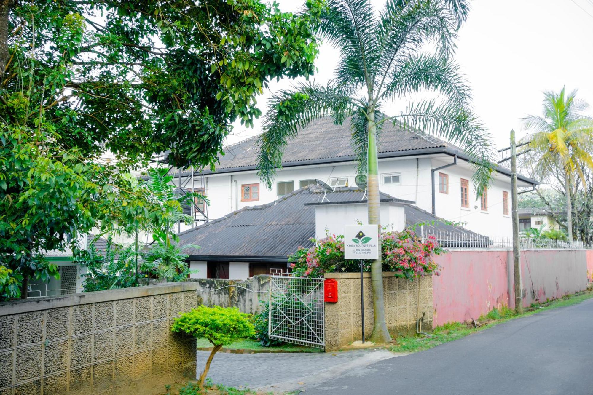 Kandy Boutique Villa By Fortuna Bungalows Zewnętrze zdjęcie